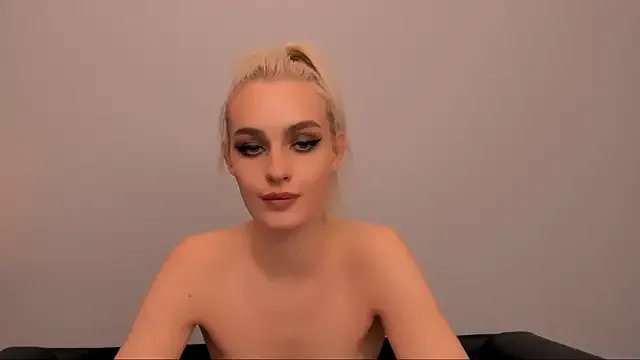 Freechat OliviaKisss on StripChat