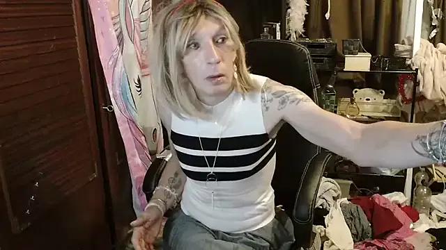 Freechat Ombeline1 on StripChat