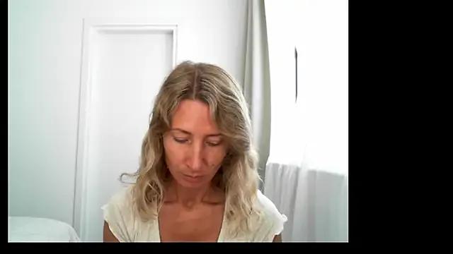 StripChat Paevoa is Freechat Paevoa — take off pajamas