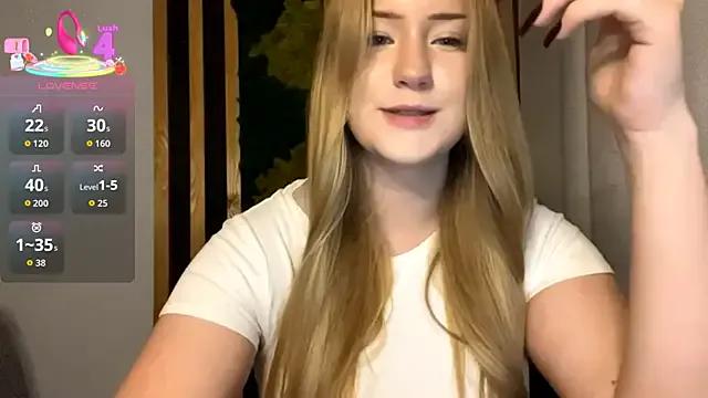 StripChat PandaFluff is Freechat PandaFluff — top goes off