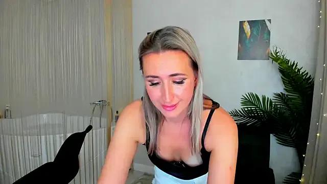 PassionGlow on StripChat 