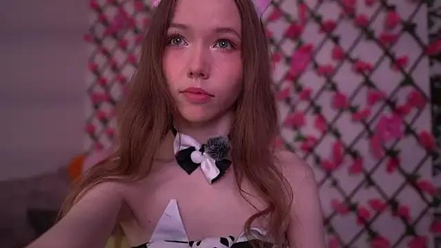 Petite_Polly — kiss you with some saliva on lips