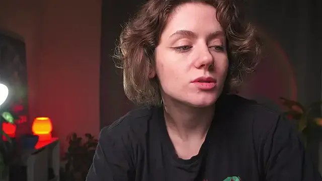 Freechat PixieMeow_ on StripChat