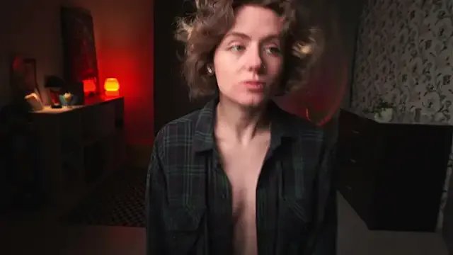 Freechat PixieMeow_ on StripChat