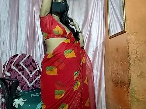 Freechat poojaxxx65 on StripChat