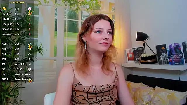 Freechat pretty_little_thing on StripChat