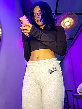 Freechat Pretty_roxxyy on StripChat