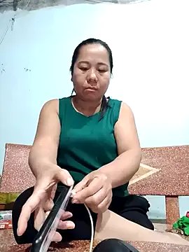 Freechat Queen-18200 on StripChat