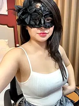 Freechat Queen-of-Love on StripChat