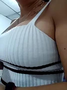 Freechat Queen_lorena on StripChat