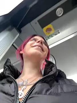 RiriRoseey — FlashNipplesNearStrangers PicsLastTip