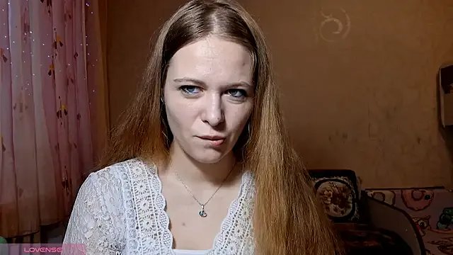 RomonaBustad on StripChat 