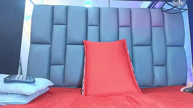 Freechat Roxana_gomez on StripChat