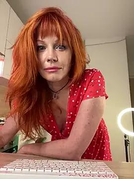 Ruby-Luv on StripChat