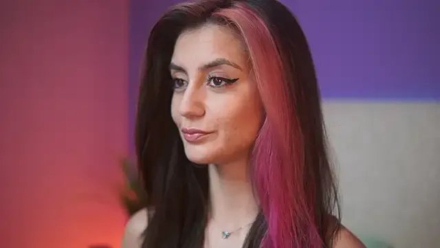 Freechat SabrinaHope on StripChat