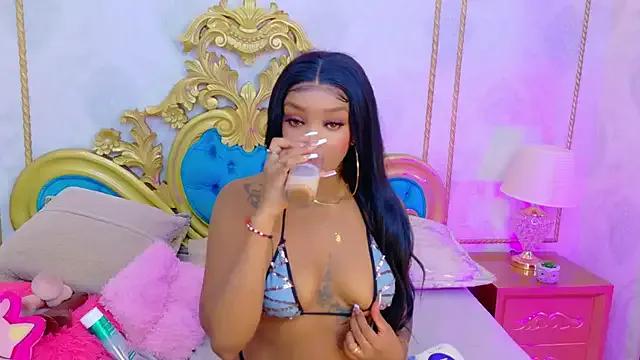 Group SalomeRestrepo on StripChat