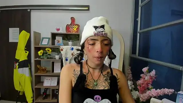 Samantha_Smiith on StripChat 