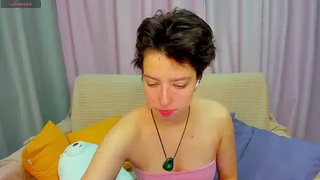 Freechat Sara_Frayer on StripChat