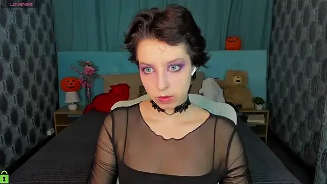 Freechat Sara_Frayer on StripChat