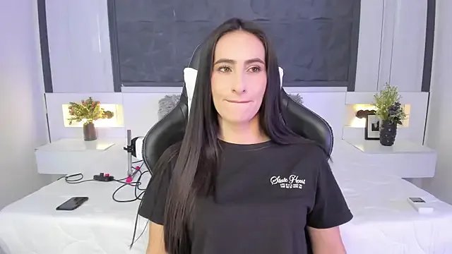 Freechat SaraGomez1 on StripChat