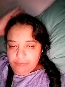 Freechat sarahhh1987 on StripChat