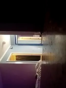 Freechat sarahkat86 on StripChat