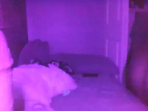 Freechat sarahkat86 on StripChat