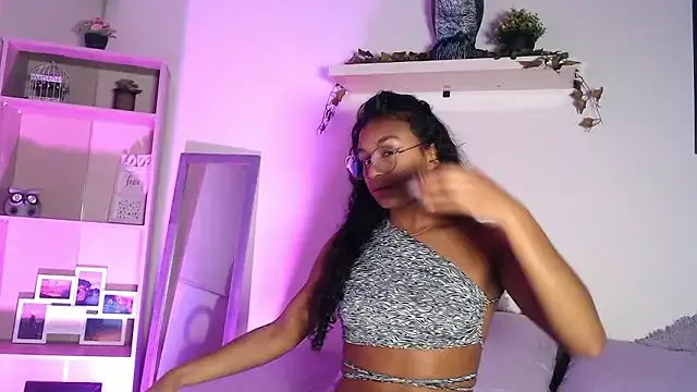 SashaBowei on StripChat