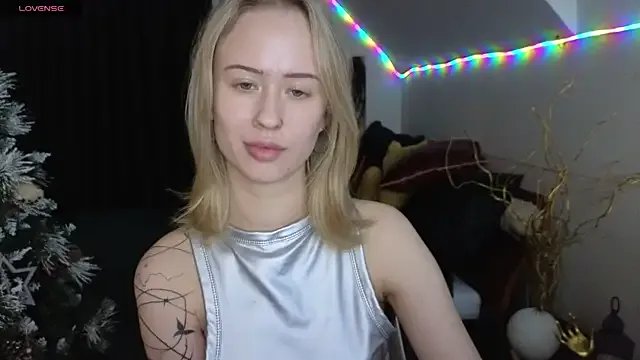 Freechat SashaBrooks on StripChat