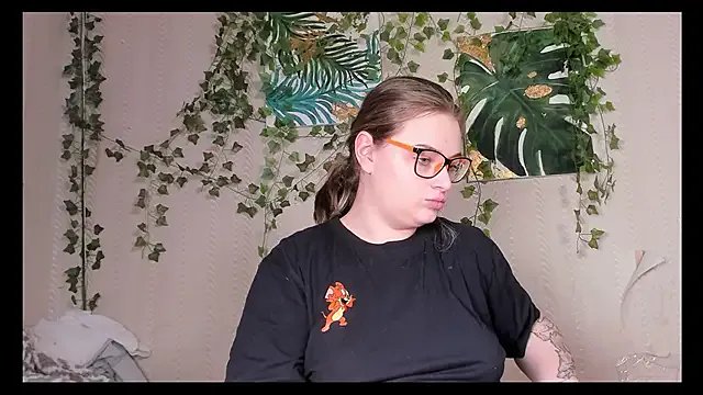 Freechat Seductive_She_Wolf on StripChat