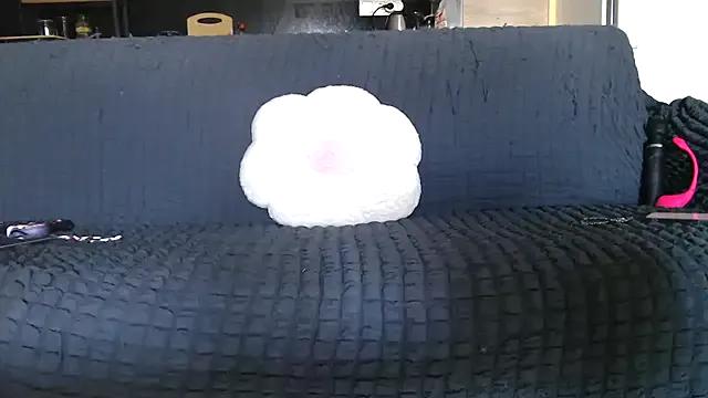 SerraModel on StripChat