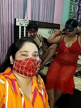 StripChat Sexy_anaamika is Group Sexy_anaamika — Boobs oil massage