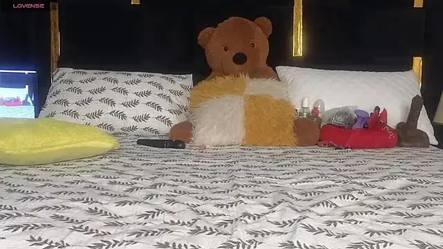 Freechat Sexy_sharntel on StripChat