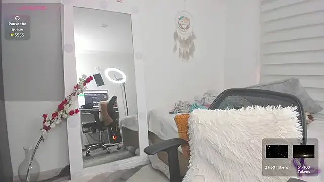 Freechat SharonVelvet on StripChat