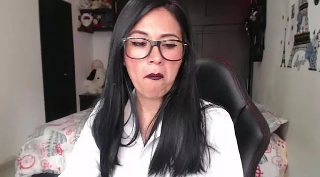 Freechat sharoon_cheerry on StripChat