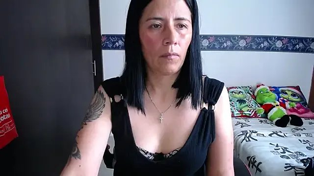 Freechat sharoon_cheerry on StripChat