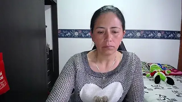 Freechat sharoon_cheerry on StripChat