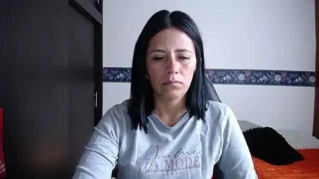 Freechat sharoon_cheerry on StripChat