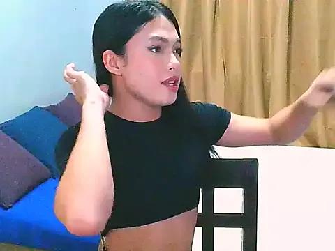 Freechat SluttyZowi on StripChat