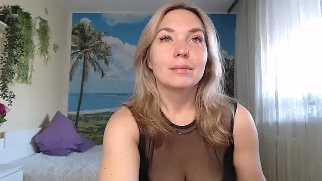 Freechat soaring_love on StripChat