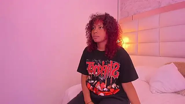 Freechat Sofia_clk on StripChat