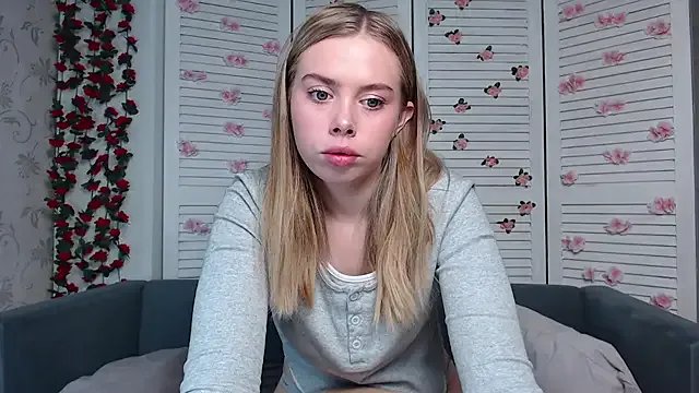 Freechat sofiaa_here on StripChat