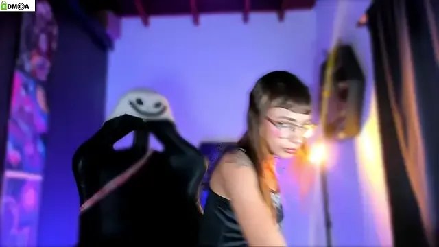 Freechat sofiafenty on StripChat