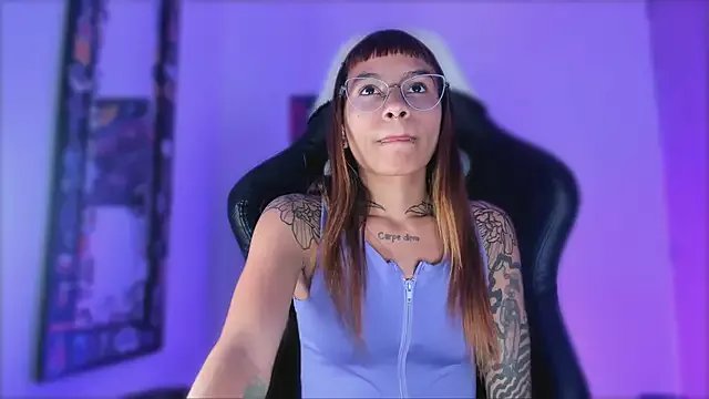 Freechat sofiafenty on StripChat