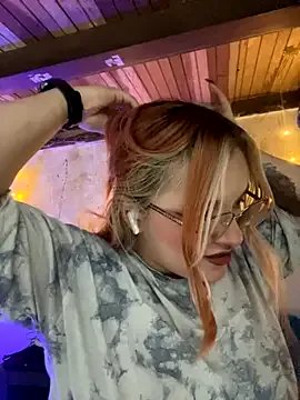 Freechat Sophia_Weest99 on StripChat