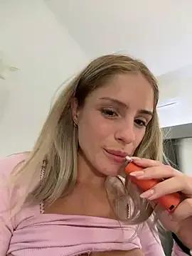 StripChat SophieVJ is Group SophieVJ — SUCK EACH OTHER HER TITS