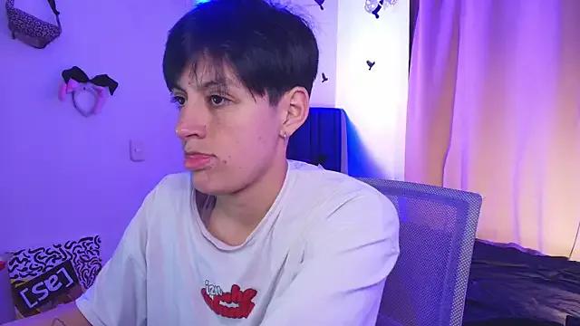 spicyferny on StripChat