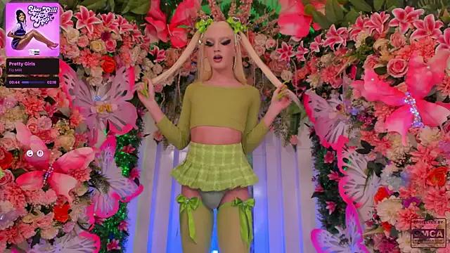 SpicySluts on StripChat