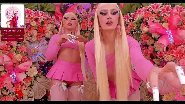 SpicySluts on StripChat