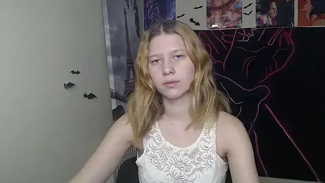 Freechat StellaCRL on StripChat